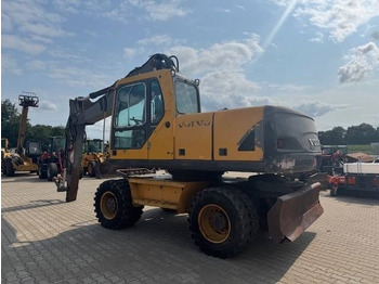 Excavator pe roţi VOLVO EW180