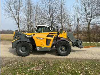 Încărcător pe roți telescopic LIEBHERR