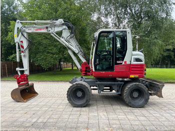Excavator pe roţi TAKEUCHI