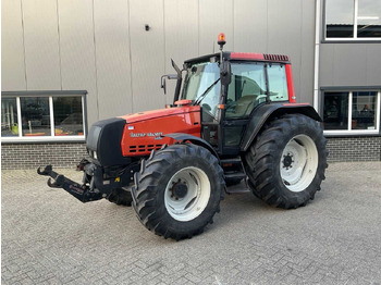 Tractor agricol VALTRA 6850