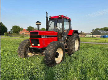 Tractor agricol CASE IH 1455XL