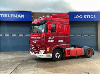 : fotografie din antet