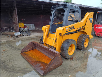 Mini încărcător pe şenile GEHL