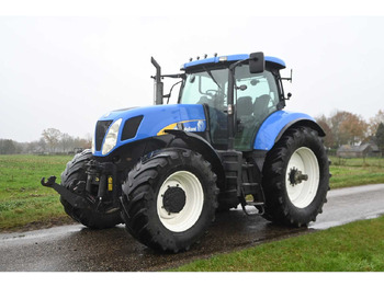 Tractor agricol NEW HOLLAND T7000