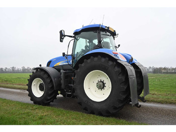 Tractor agricol NEW HOLLAND - 2011 - T7070 - ALL-WHEEL DRIVE FARM TRACTOR: Foto 4