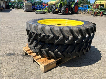 Anvelopă pentru Utilaje agricole BKT 320/90R42: Foto 2