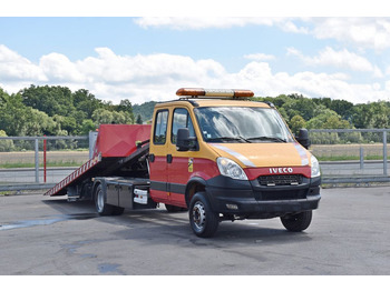 Maşină de tractare IVECO Daily 70c17