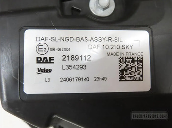 Lumină pentru Camion nou DAF 2189112 Lighting Skylight Re. XG: Foto 2 Lumină pentru Camion nou DAF 2189112 Lighting Skylight Re. XG: Foto 2