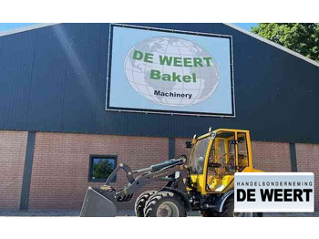 Încărcător frontal pe pneuri EUROTRAC