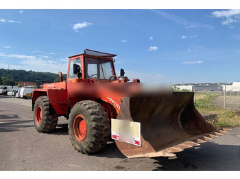 Încărcător frontal pe pneuri HANOMAG