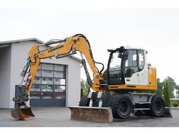 Excavator pe roţi LIEBHERR