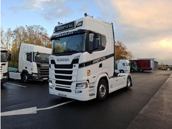 : fotografie din antet