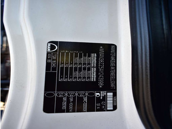 Camion cu macara, Camion platformă MAN  TGM 18.340 4x4 PALFINGER PK 18002 CRANE WINCH MAN  TGM 18.340 4x4 PALFINGER PK 18002 CRANE WINCH: Foto 3