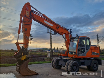 Excavator pe roţi DOOSAN DX170W
