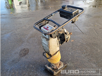 Maşină de asfaltat BOMAG