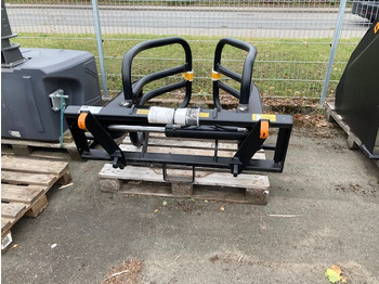 Încarcator frontal pentru tractor