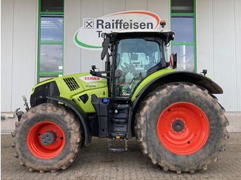 Tractor agricol CLAAS Axion 830