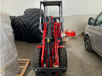 Încărcător frontal pe pneuri SCHÄFFER