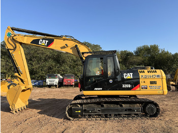 Excavator pe şenile CATERPILLAR 320DL