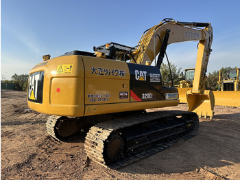 Excavator pe şenile CATERPILLAR 320DL