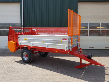 Maşină de împrăştiat gunoi de grajd