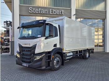 Camion pentru transportul băuturilor IVECO S-WAY