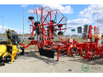 Maşină de întors fânul