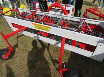 Maşină de întors fânul TARET