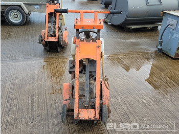 Maşină de asfaltat Clipper CS 451: Foto 4