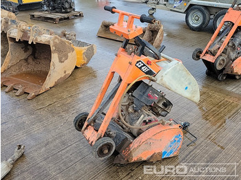 Maşină de asfaltat Clipper CS 451: Foto 5