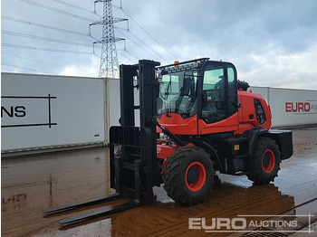 Stivuitor de teren dificil