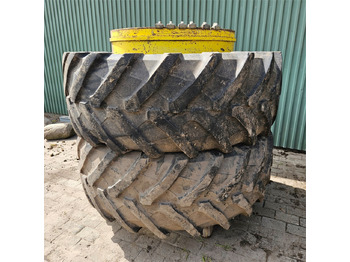 Tractor agricol JOHN DEERE