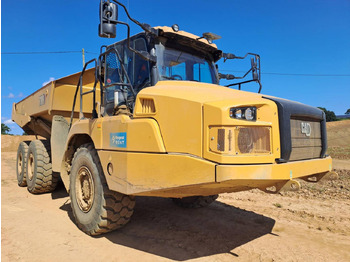 Camion articulat CATERPILLAR 730