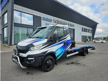 Maşină de tractare IVECO Daily
