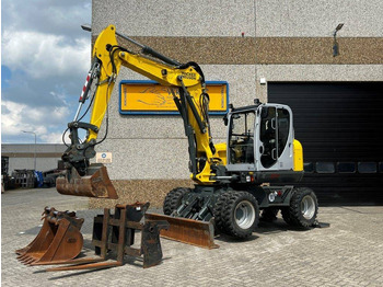 Excavator pe roţi WACKER