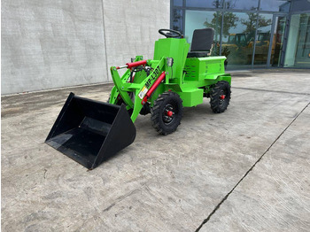 Încărcător frontal pe pneuri