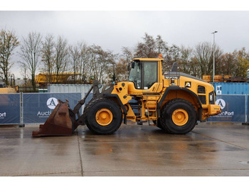 Încărcător frontal pe pneuri VOLVO L150H