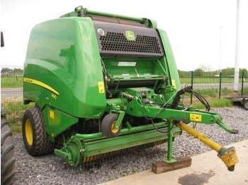 Presă baloţi rotunzi JOHN DEERE