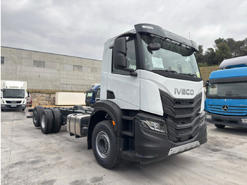 IVECO AD280X46 YPS ON X-Way E6 (Chassis) în leasing IVECO AD280X46 YPS ON X-Way E6 (Chassis): Foto 2 IVECO AD280X46 YPS ON X-Way E6 (Chassis) în leasing IVECO AD280X46 YPS ON X-Way E6 (Chassis): Foto 2