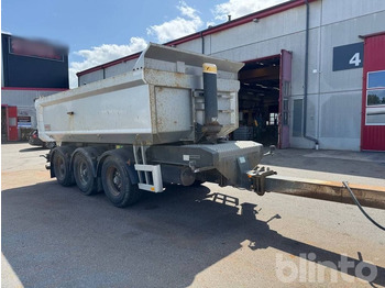 Remorcă basculantă