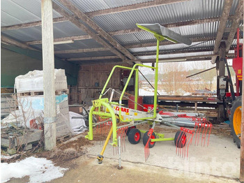 Maşină de întors fânul CLAAS Liner