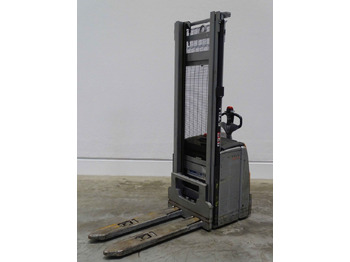 Transpalet la mare înălţime STILL