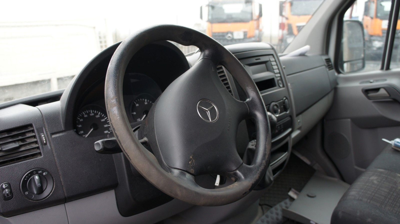 Mercedes-Benz Sprinter 314 CDI Kasten - Dubă: Foto 5 Mercedes-Benz Sprinter 314 CDI Kasten - Dubă: Foto 5