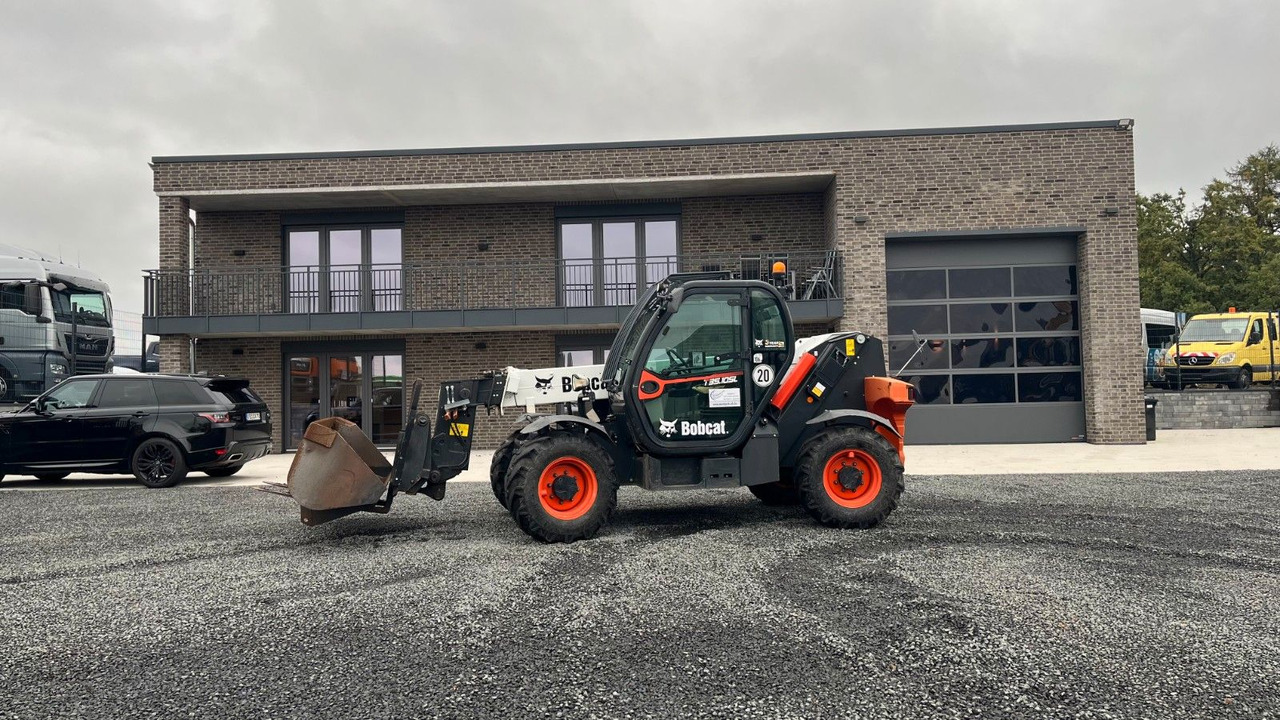 Bobcat T35.105LB Teleskoplader 7600 Kg Gabel Schaufel - Stivuitor: Foto 1 Bobcat T35.105LB Teleskoplader 7600 Kg Gabel Schaufel - Stivuitor: Foto 1