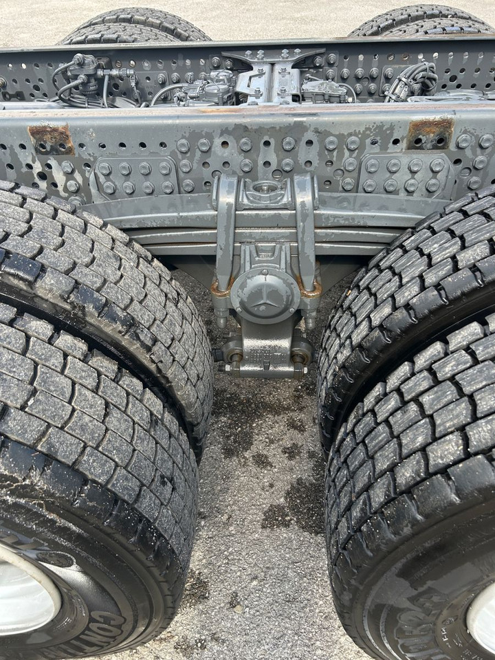 Mercedes-Benz Arocs 26.40 6x4 Kipperfahrgestell BB - Camion şasiu: Foto 3 Mercedes-Benz Arocs 26.40 6x4 Kipperfahrgestell BB - Camion şasiu: Foto 3