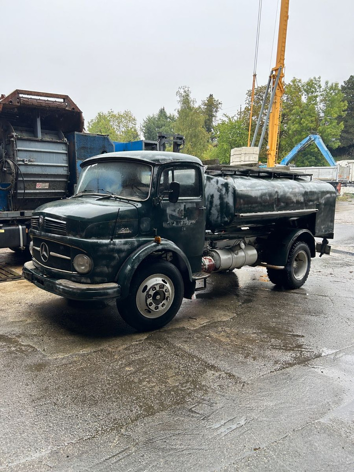 Mercedes-Benz L 911 4x2 Baujahr 1966 - Camion şasiu: Foto 2 Mercedes-Benz L 911 4x2 Baujahr 1966 - Camion şasiu: Foto 2