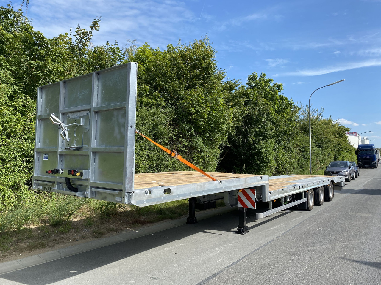 Möslein ST 3-Plato 9,4 3 Achs Satteltieflader Plato 45 t GGfür Fertigteile, Baumaschinen oder Container - Semiremorcă platformă: Foto 3 Möslein ST 3-Plato 9,4 3 Achs Satteltieflader Plato 45 t GGfür Fertigteile, Baumaschinen oder Container - Semiremorcă platformă: Foto 3