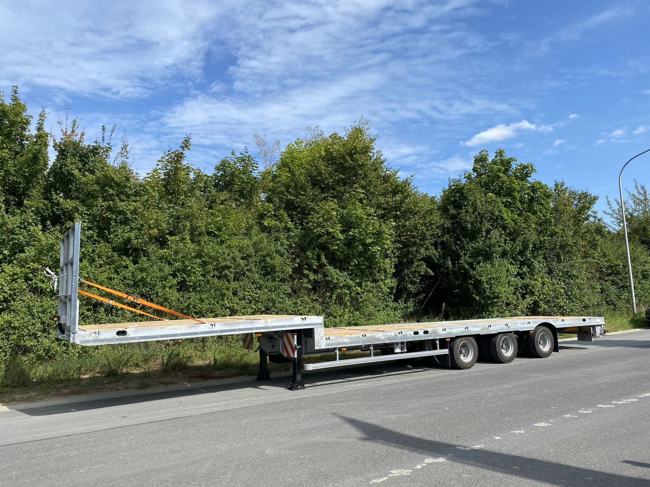 Möslein ST 3-Plato 9,4 3 Achs Satteltieflader Plato 45 t GGfür Fertigteile, Baumaschinen oder Container - Semiremorcă transport agabaritic: Foto 1 Möslein ST 3-Plato 9,4 3 Achs Satteltieflader Plato 45 t GGfür Fertigteile, Baumaschinen oder Container - Semiremorcă transport agabaritic: Foto 1