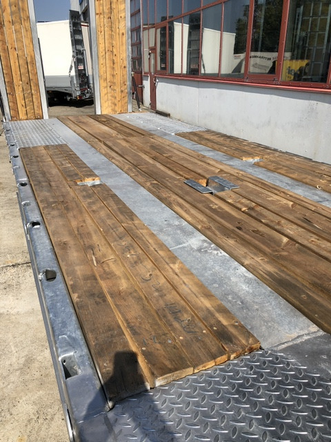 Möslein T3-6 VB F neuer 3 Achs Tieflader- Anhänger - Remorcă transport agabaritic: Foto 5 Möslein T3-6 VB F neuer 3 Achs Tieflader- Anhänger - Remorcă transport agabaritic: Foto 5