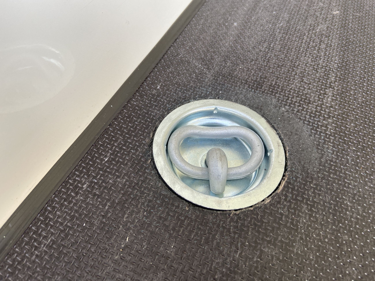 Möslein TKO 105 D 6m weiß Tandem- Koffer, Durchladbar, -- Neufahrzeug -- - Remorcă furgon: Foto 5 Möslein TKO 105 D 6m weiß Tandem- Koffer, Durchladbar, -- Neufahrzeug -- - Remorcă furgon: Foto 5